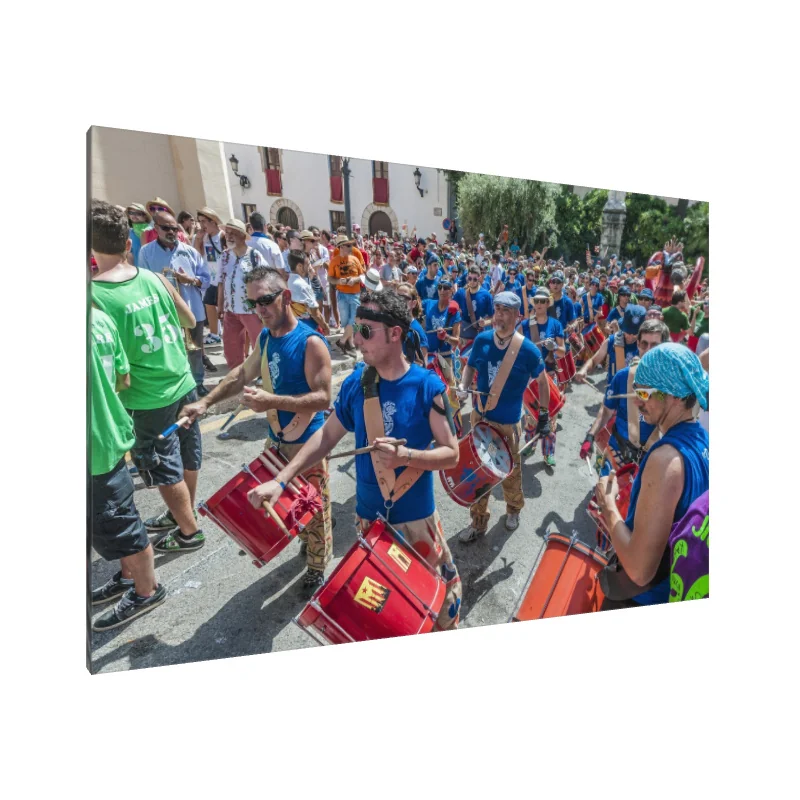 Tablou Canvas: Fiesta toboșarilor - Image 1