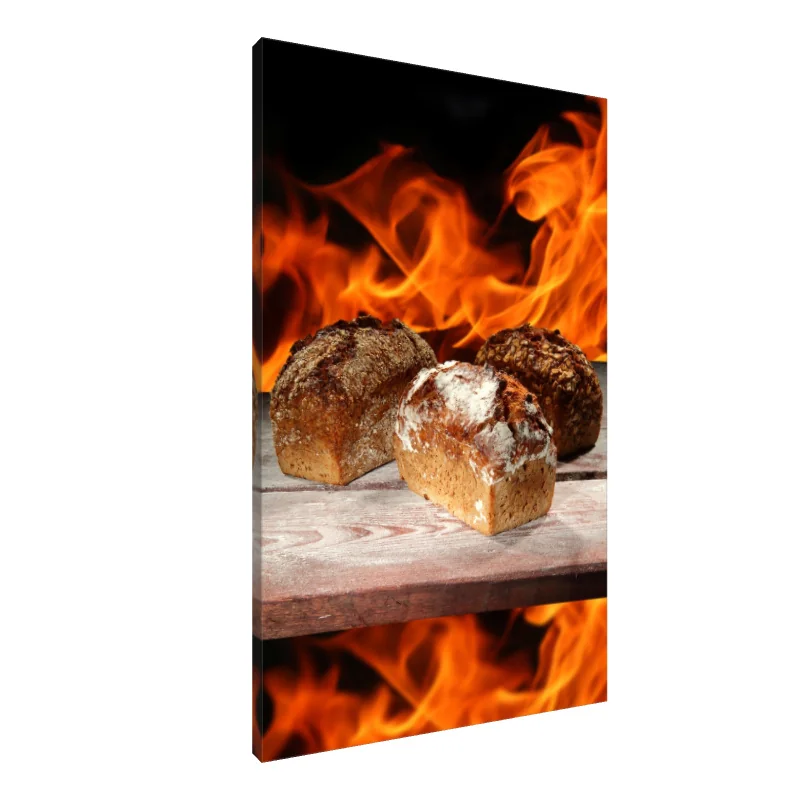 Tablou Canvas: Pâini Artizanale Pline de Flacără - Image 1