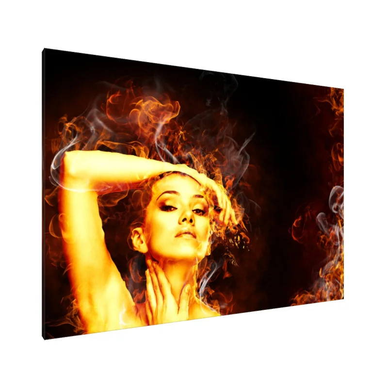 Tablou Canvas: Eleganță Fierbinte (1) - Image 1