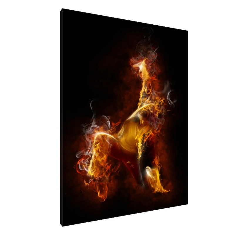 Tablou Canvas: Pasiunea Dansatoarei cu Flacăra - Image 1