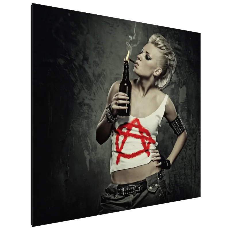 Tablou Canvas: Flacăra Rebeliunii