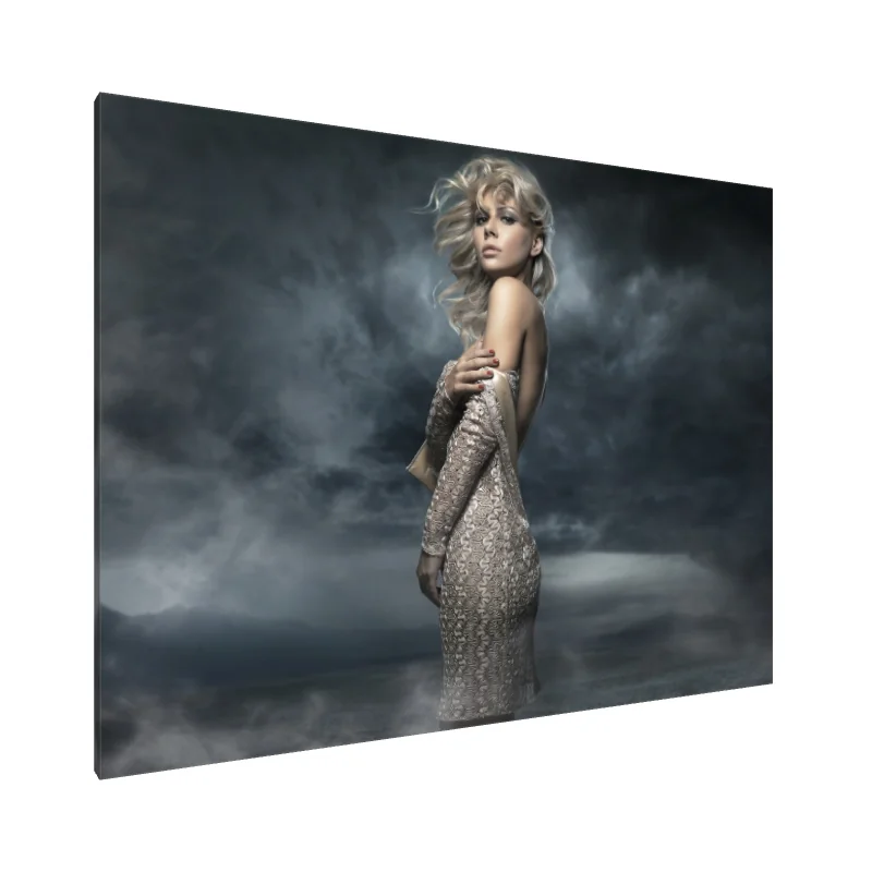 Tablou Canvas: Eleganță de la miezul nopții