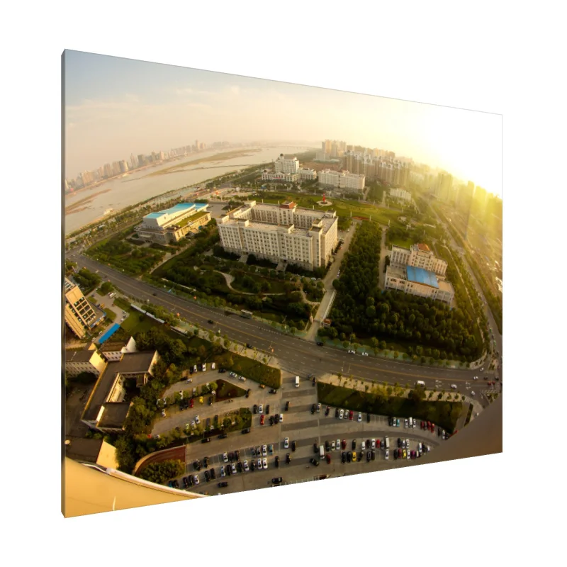 Tablou Canvas: Serenitate Urbană: Lumina Orașului - Image 1