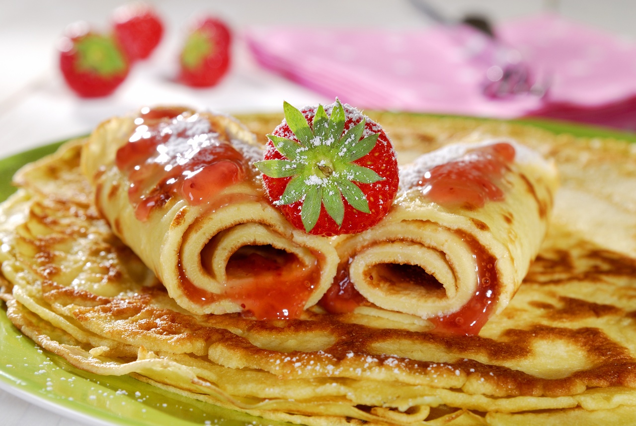 Tablou Canvas: Pancakes cu fructe de padure - Thumbnail 2