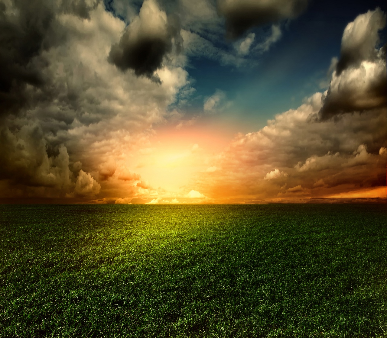 Tablou Canvas: Îmbrățișarea Zorilor (1) - Thumbnail 2