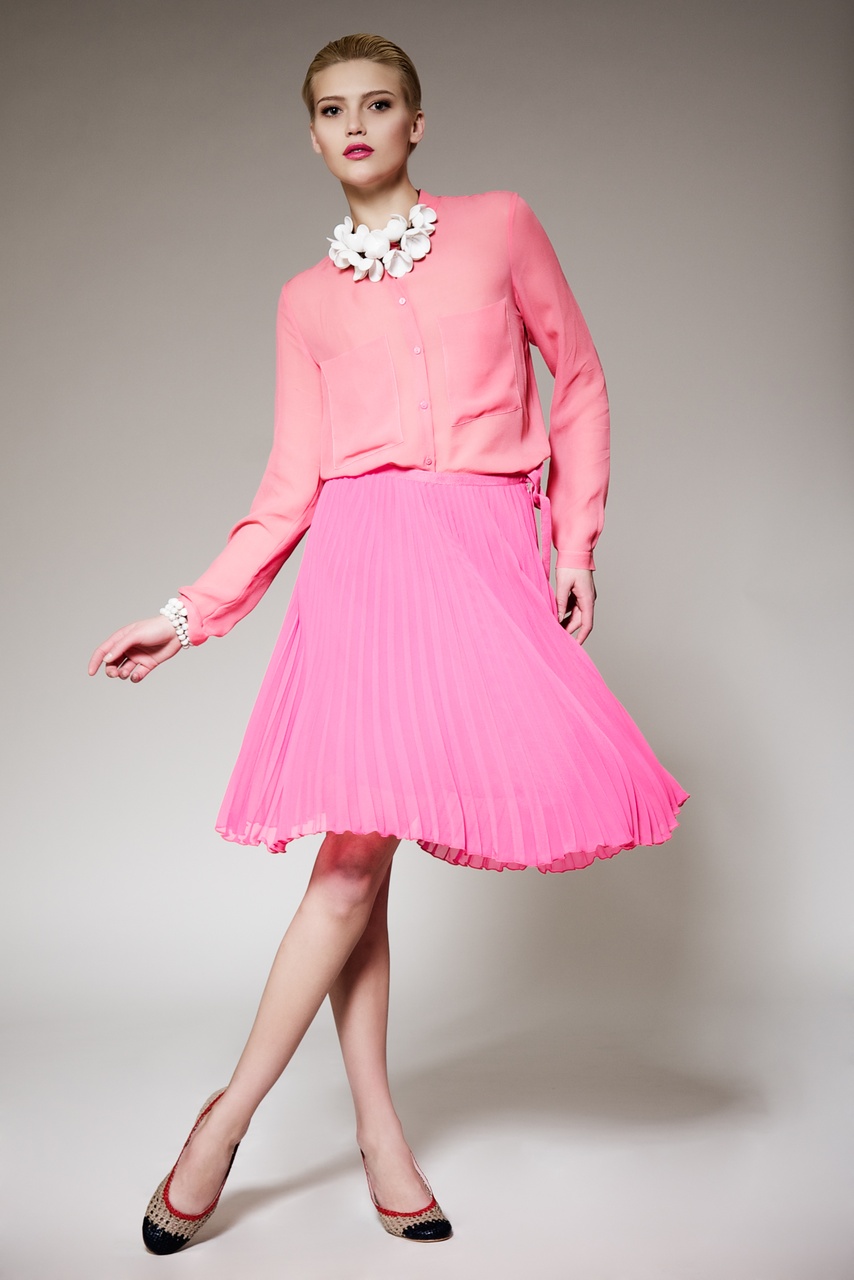 Tablou Canvas: Eleganță în Mișcare (2) - Thumbnail 2