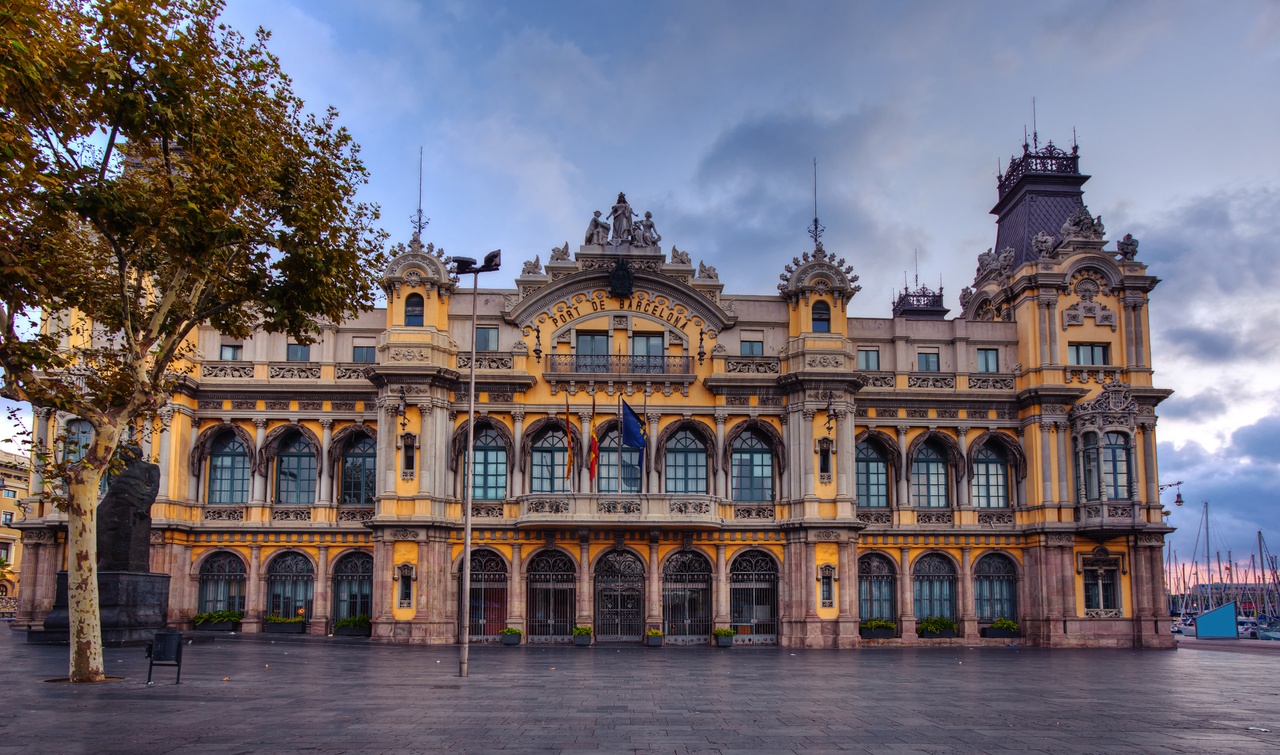 Tablou Canvas: Portul Majestic din Barcelona - Thumbnail 2