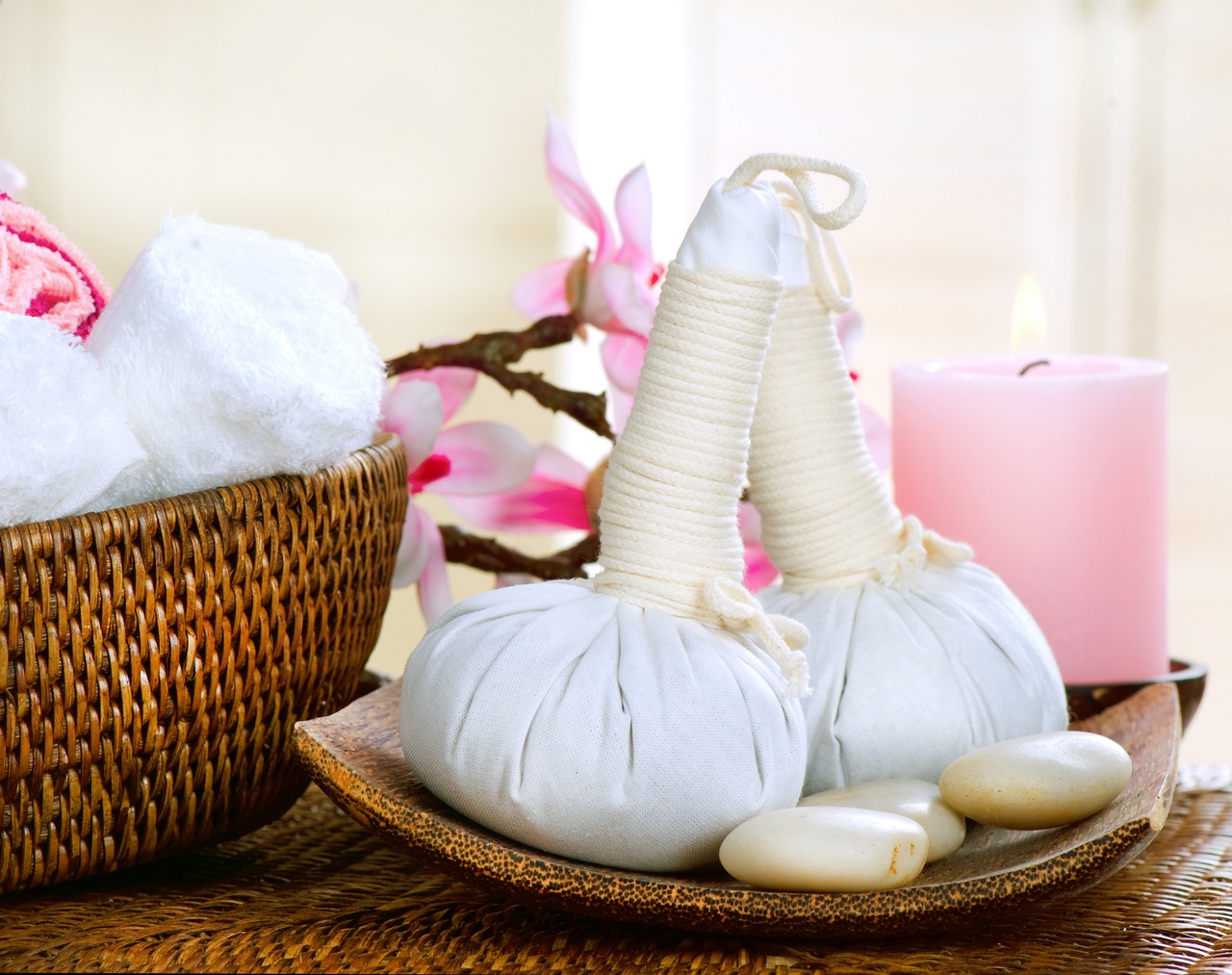 Tablou Canvas: Vibrații de liniște la spa (1) - Thumbnail 2