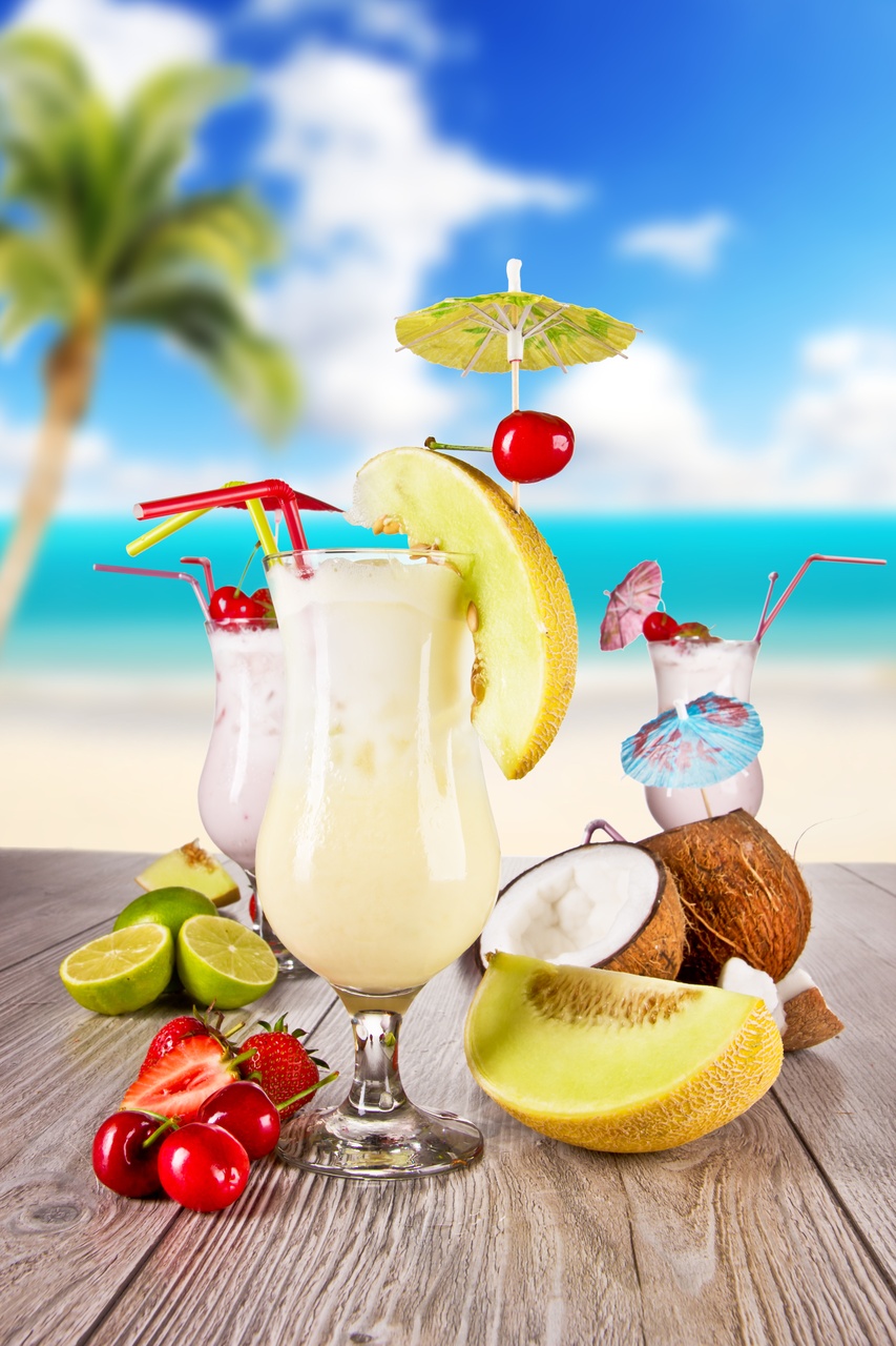 Tablou canvas: Rai într-un pahar: Vise tropicale de cocktailuri - Thumbnail 2