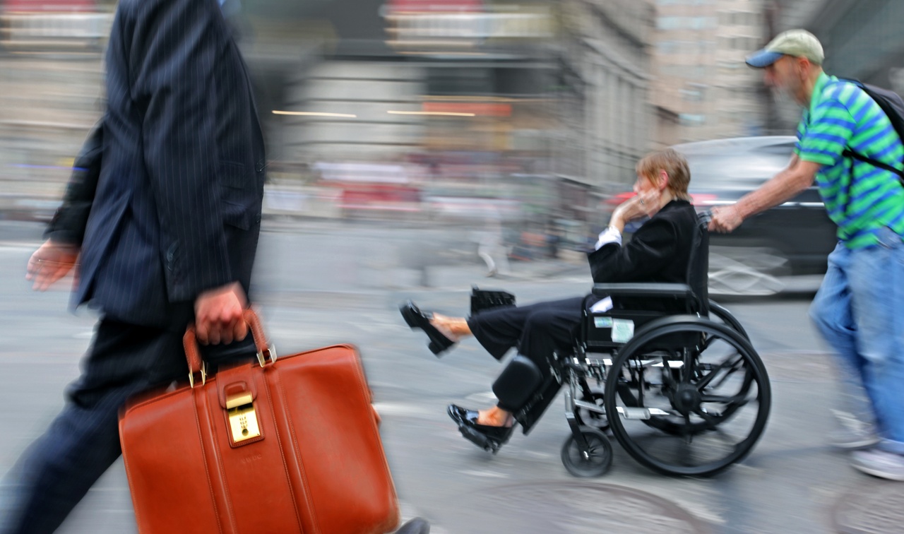 Tablou Canvas: Aglomerație Urbană: Roțile Vieții - Thumbnail 2