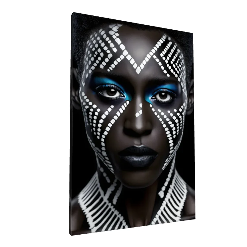 Tablou canvas: Portret cu Motive Africane Moderne