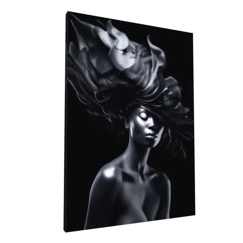 Tablou canvas: Portret Prismatic în Tonuri Monocrome