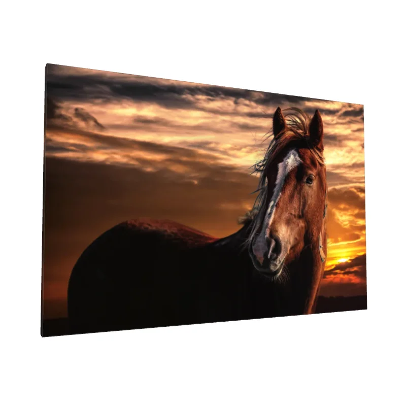 Tablou canvas: Cal la Apus Pictat în Detalii Realiste - Image 1