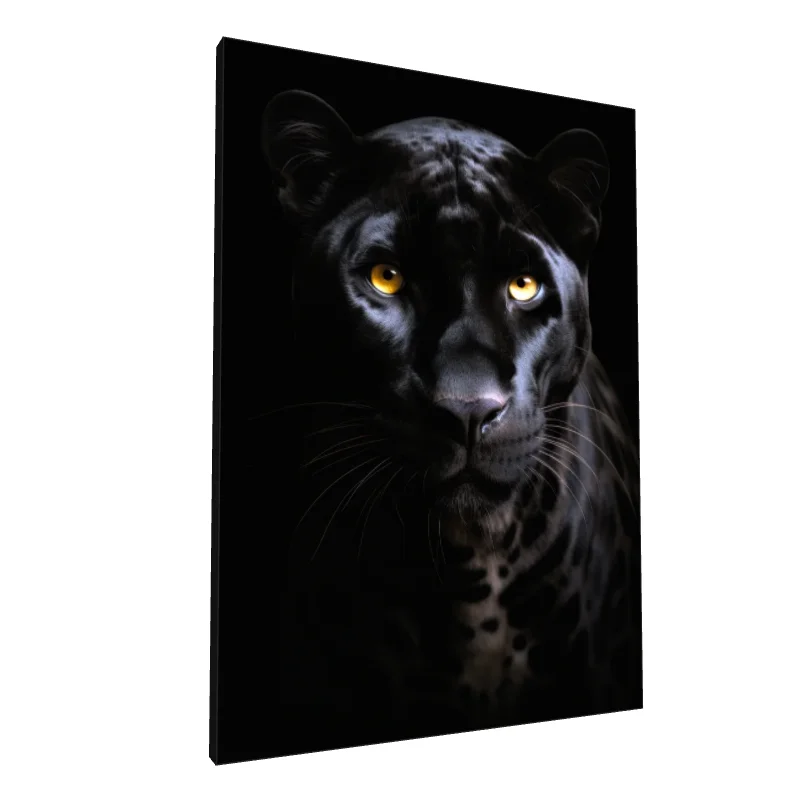 Tablou canvas: Portret Realist de Panteră Neagră - Image 1