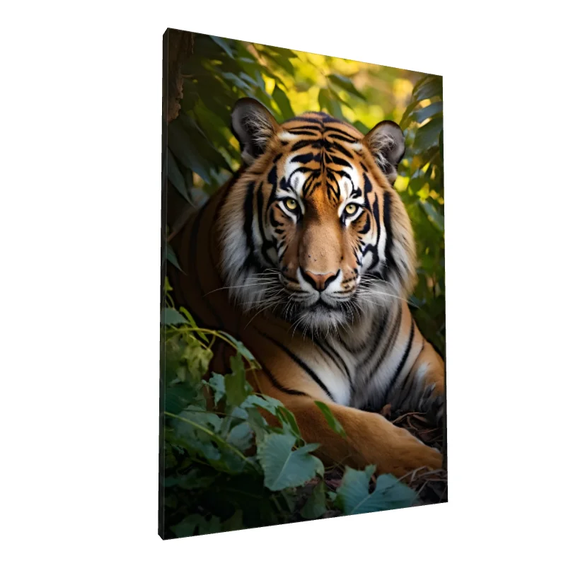 Tablou canvas: Portret de Tigru în Vegetație - Image 1