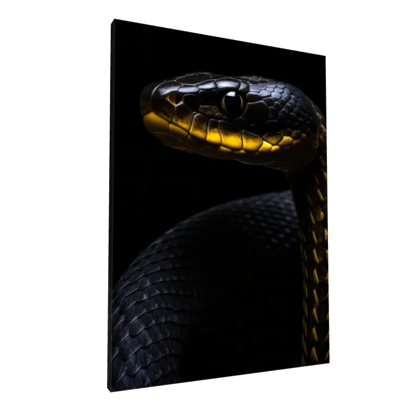 Tablou canvas: Portret de Șarpe cu Solzi Negri și Aurii - Image 1