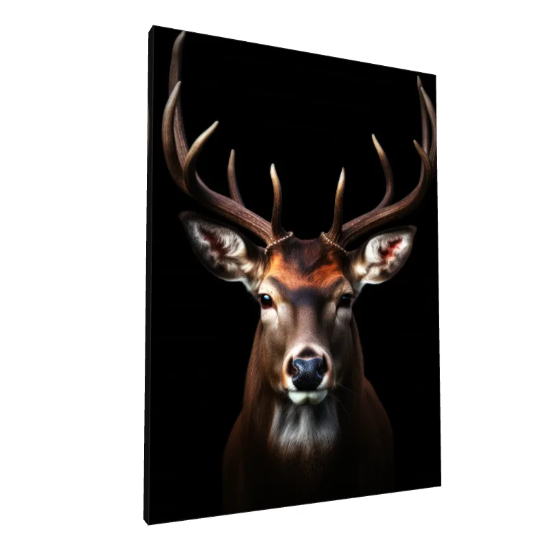 Tablou canvas: Portret Detaliat de Cerb în Lumină Dramatică - Image 1