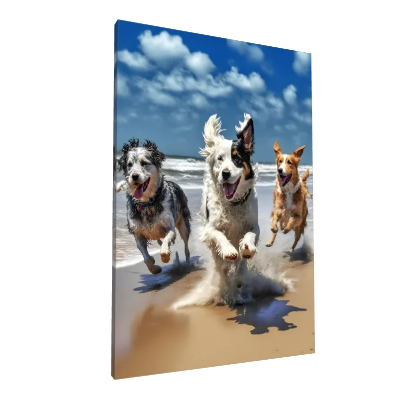 Tablou canvas: Trei Câini Alergând pe Plajă - Image 1