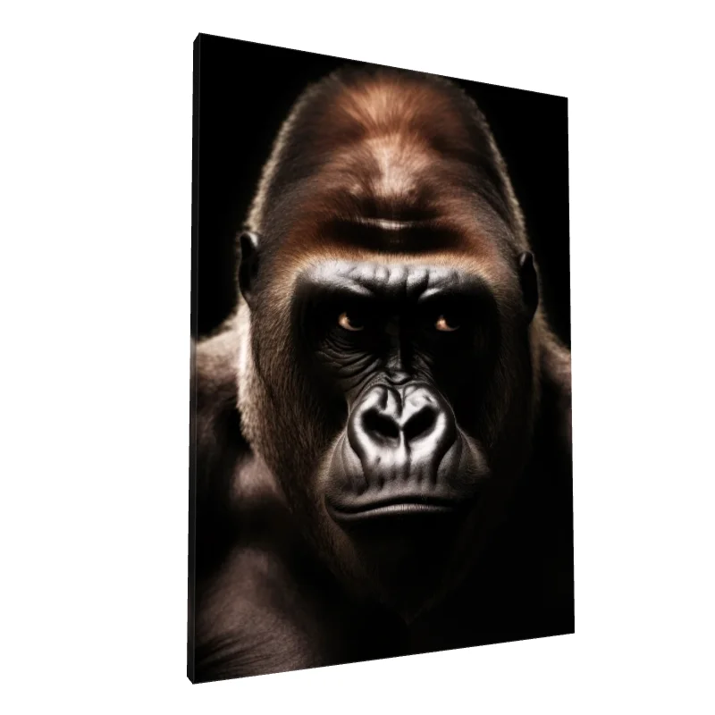 Tablou canvas: Portret Realist de Gorilă în Tonuri Întunecate