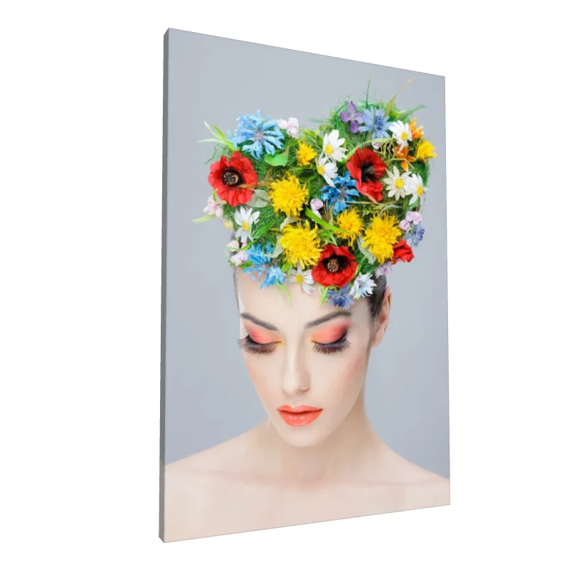 Tablou canvas: Portret Floral cu Machiaj Vivid - Image 1