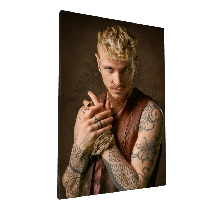 Tablou canvas: Portret Artistic cu Tatuaje Complexe - Image 1