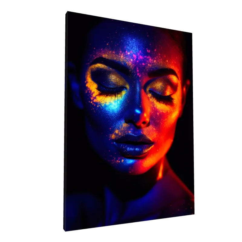 Tablou canvas: Portret în Lumină Neon Multicoloră - Image 1