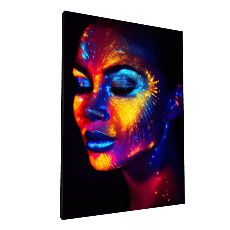 Tablou canvas: Portret Neon în Culori Vibrante 3