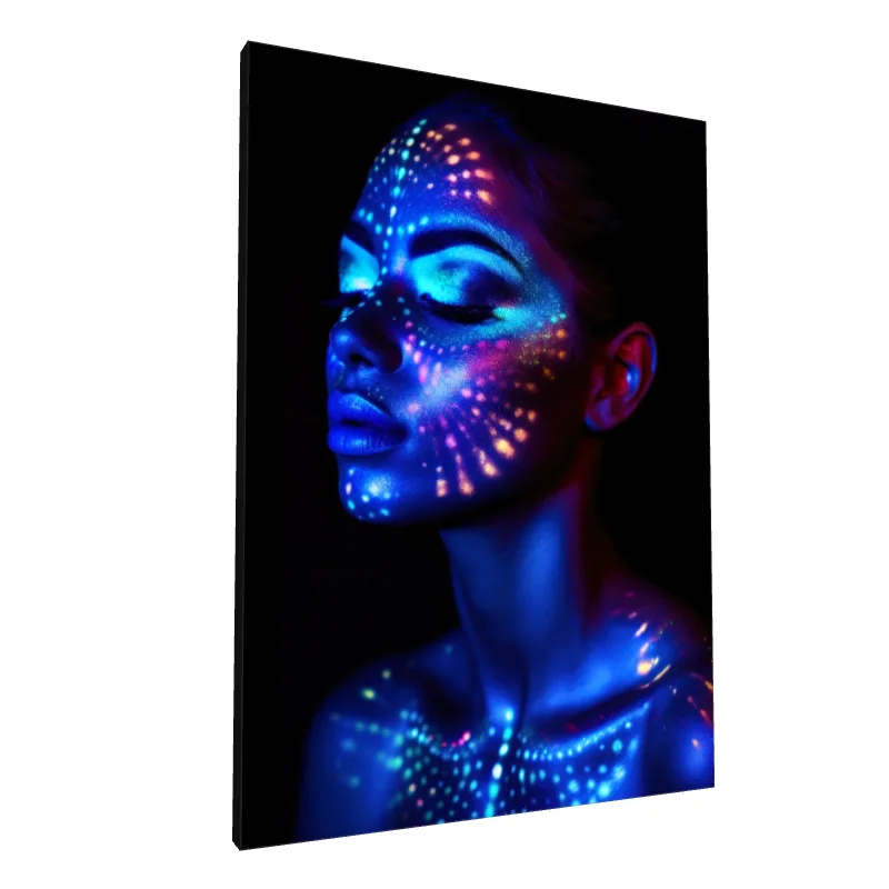 Tablou canvas: Portret Luminat cu Efecte de Neon - Image 1