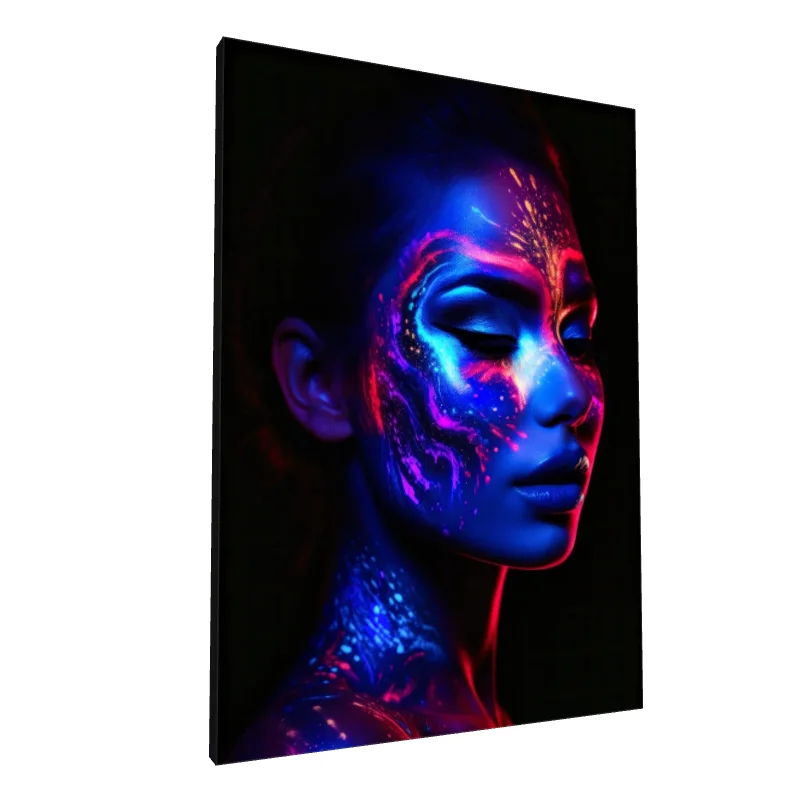 Tablou canvas: Portret Neon în Tonuri Intense