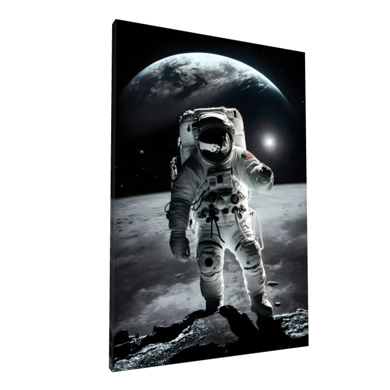 Tablou canvas: Astronaut pe Suprafețele Lunare - Image 1