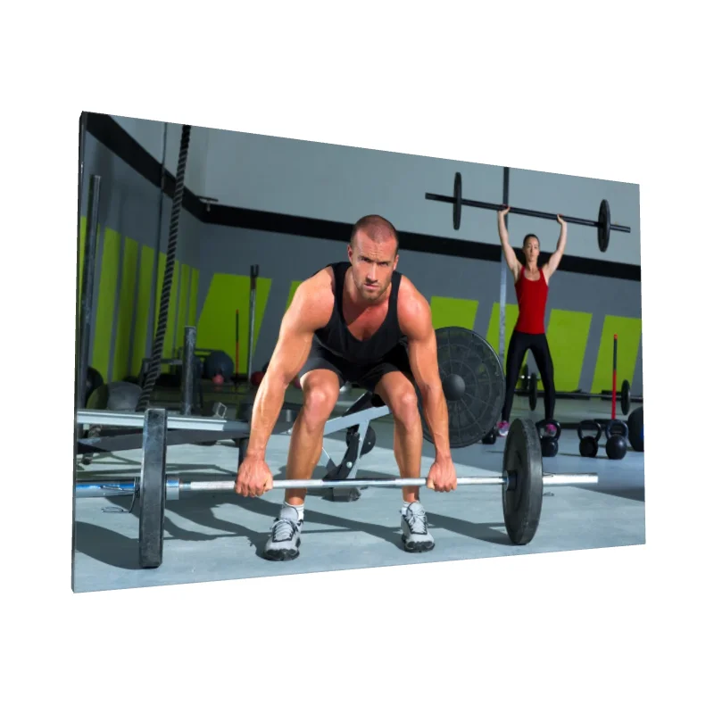 Tablou canvas: Antrenament Intens la Sală