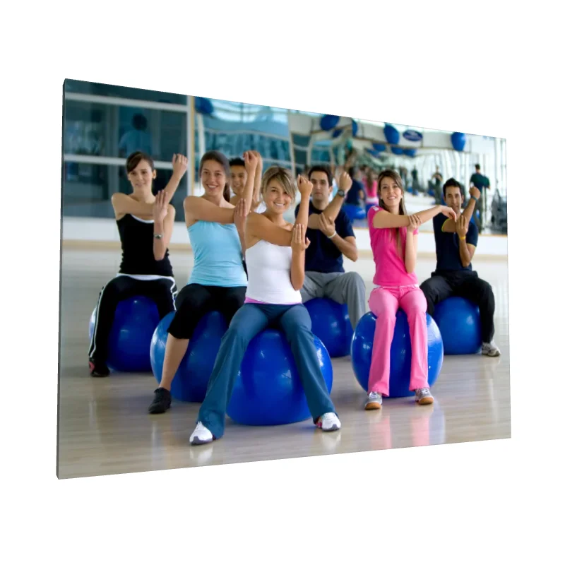 Tablou canvas: Exerciții de Grup pe Minge de Fitness