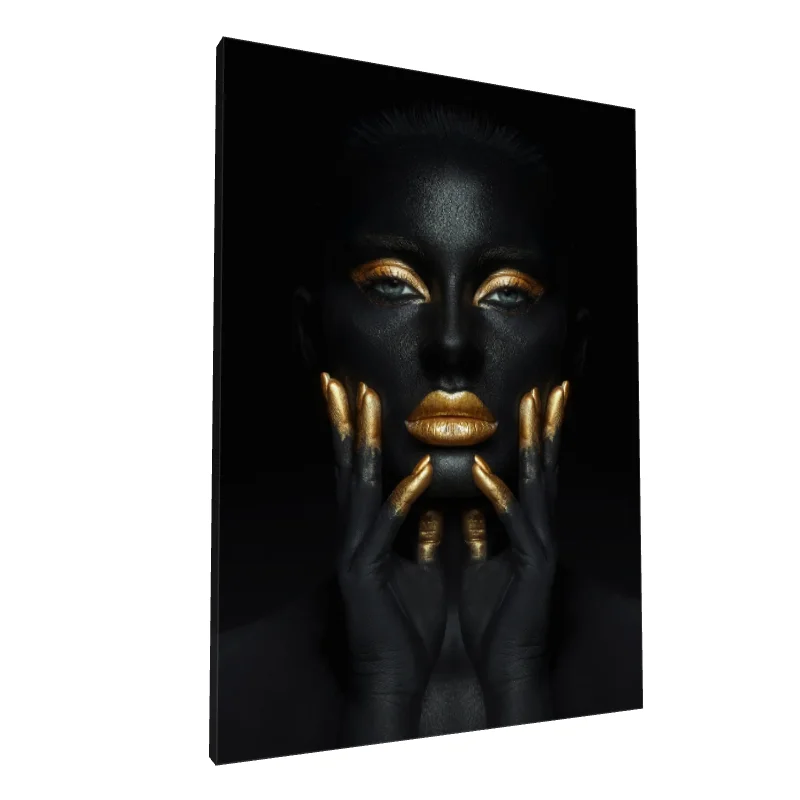 Tablou canvas: Portret Artistic cu Accente de Aur (2) - Image 1