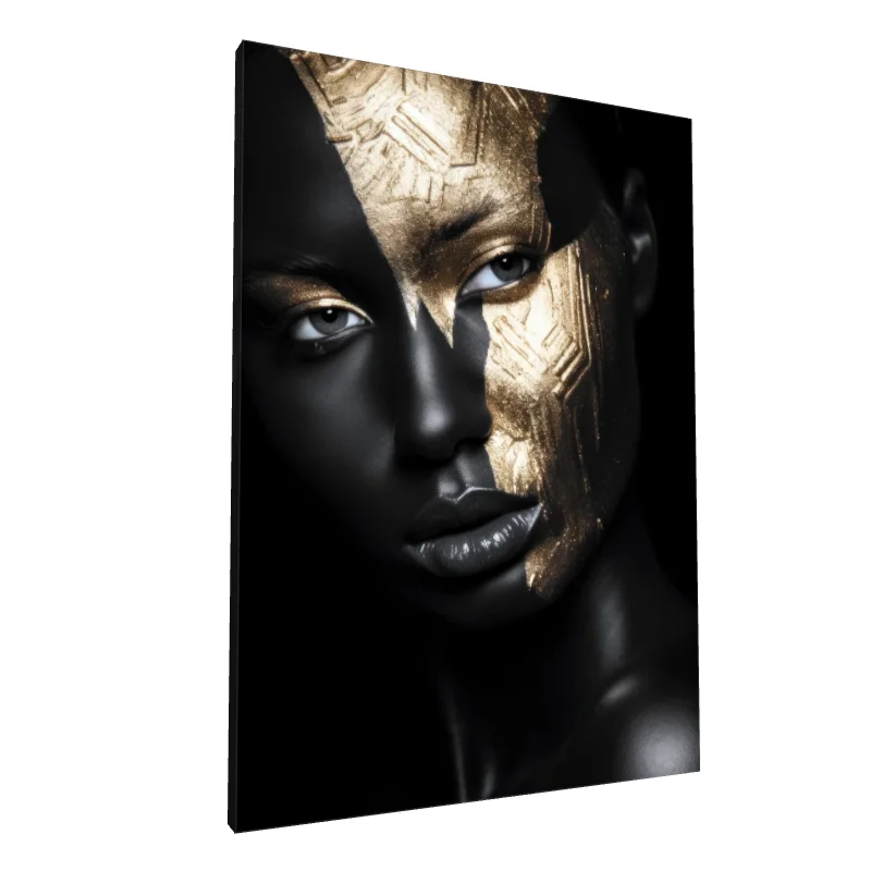 Tablou canvas: Portret Artistic cu Accente Aurii 17