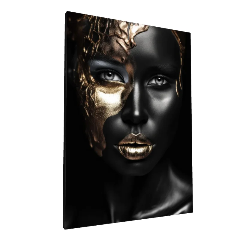 Tablou canvas: Portret Artistic cu Accente Aurii 18