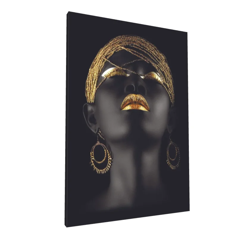 Tablou canvas: Portret Artistic cu Elemente Aurii 3