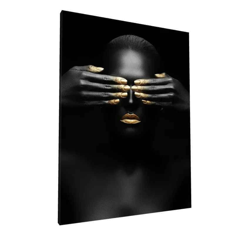 Tablou canvas: Portret cu Accente Aurii și Negru Intense - Image 1