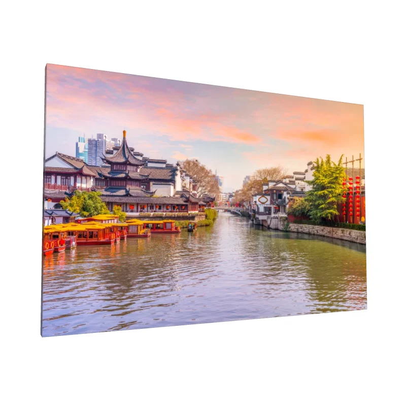 Tablou canvas: Peisaj Urban Tradițional la Apus (2) - Image 1