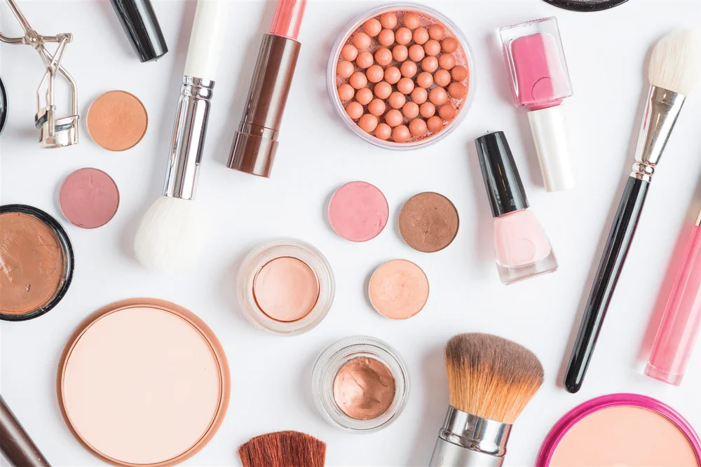 Tablou canvas: Aranjament de Produse Cosmetice - Thumbnail 2