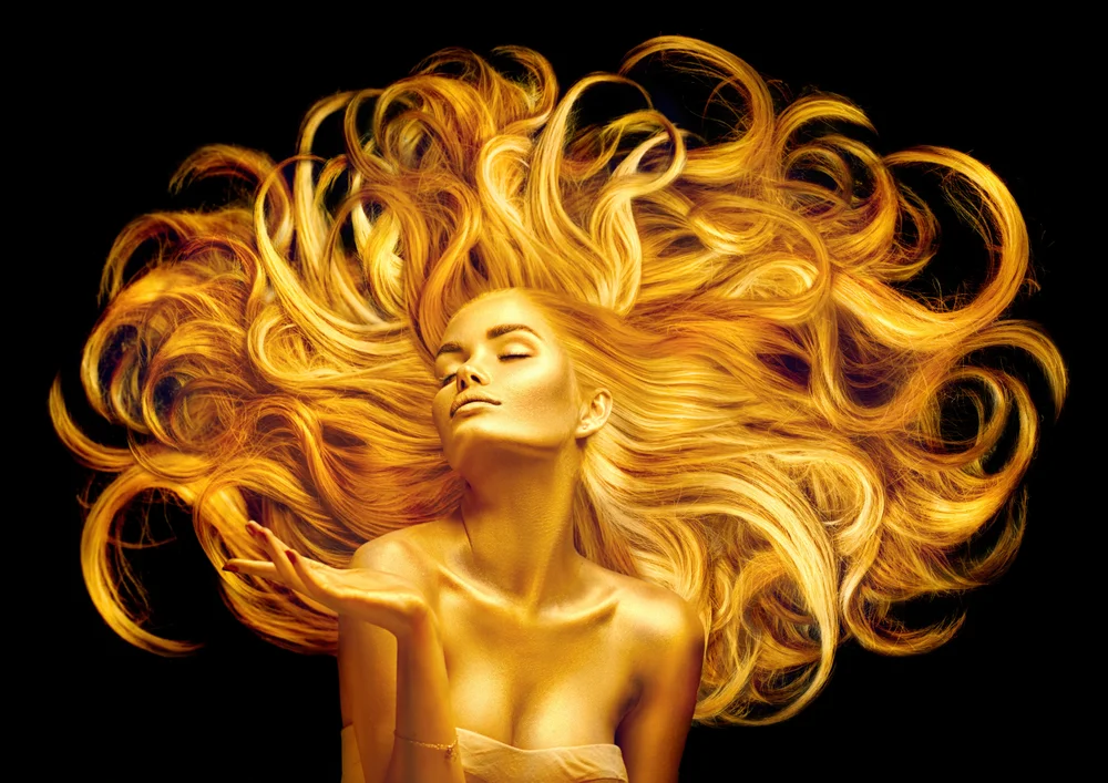 Tablou canvas: Portret Aurit cu Păr Flamboiant - Thumbnail 2