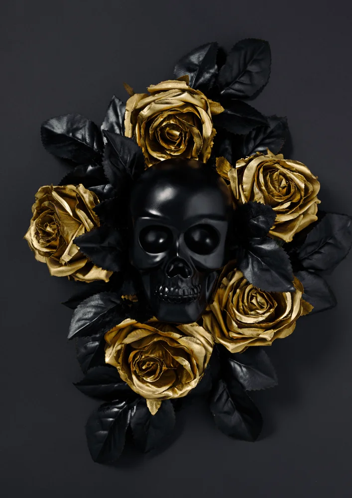 Tablou canvas: Craniu Negru cu Trandafiri Aurii - Thumbnail 2