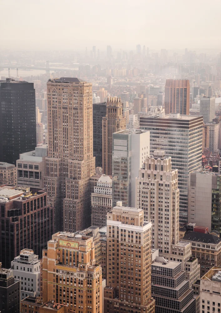 Tablou canvas: Panoramă Urbană în Lumina Dimineții - Thumbnail 2